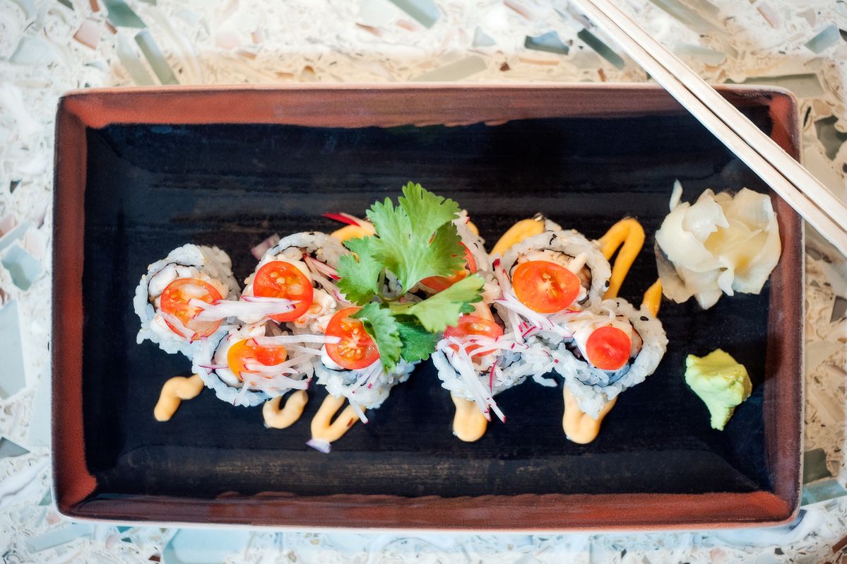 Read more about the article Zing Sushi for Beginners: What to Order First
