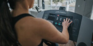 Read more about the article Late-Night Lift: Sihanoukville Gyms Open Past Midnight Tonight